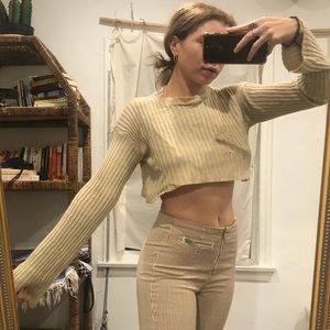 crop top sweater